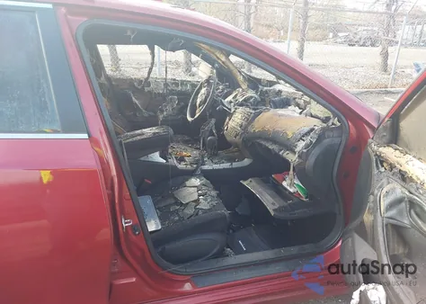 2014 Nissan Altima 2.5/2.5 S/2.5 Sl/2.5 Sv z USA, uszkodzony, nr VIN 1N4AL3AP4EC423572